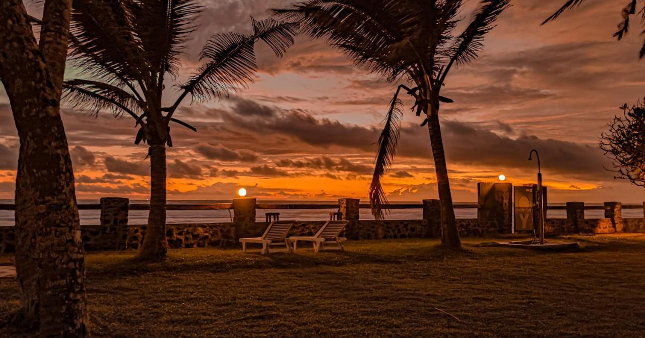 Nu-Vin Beach Hotel アハンガマ エクステリア 写真