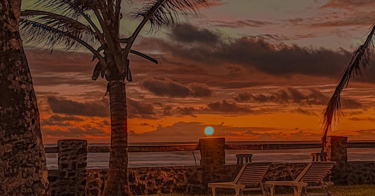Nu-Vin Beach Hotel アハンガマ エクステリア 写真