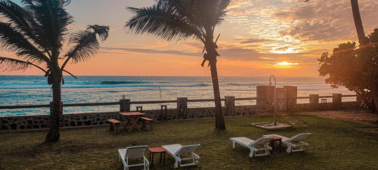 Nu-Vin Beach Hotel アハンガマ エクステリア 写真